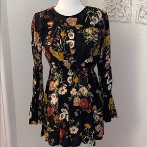 H&M Floral Dress w/ Long Sleeves - US Size 4